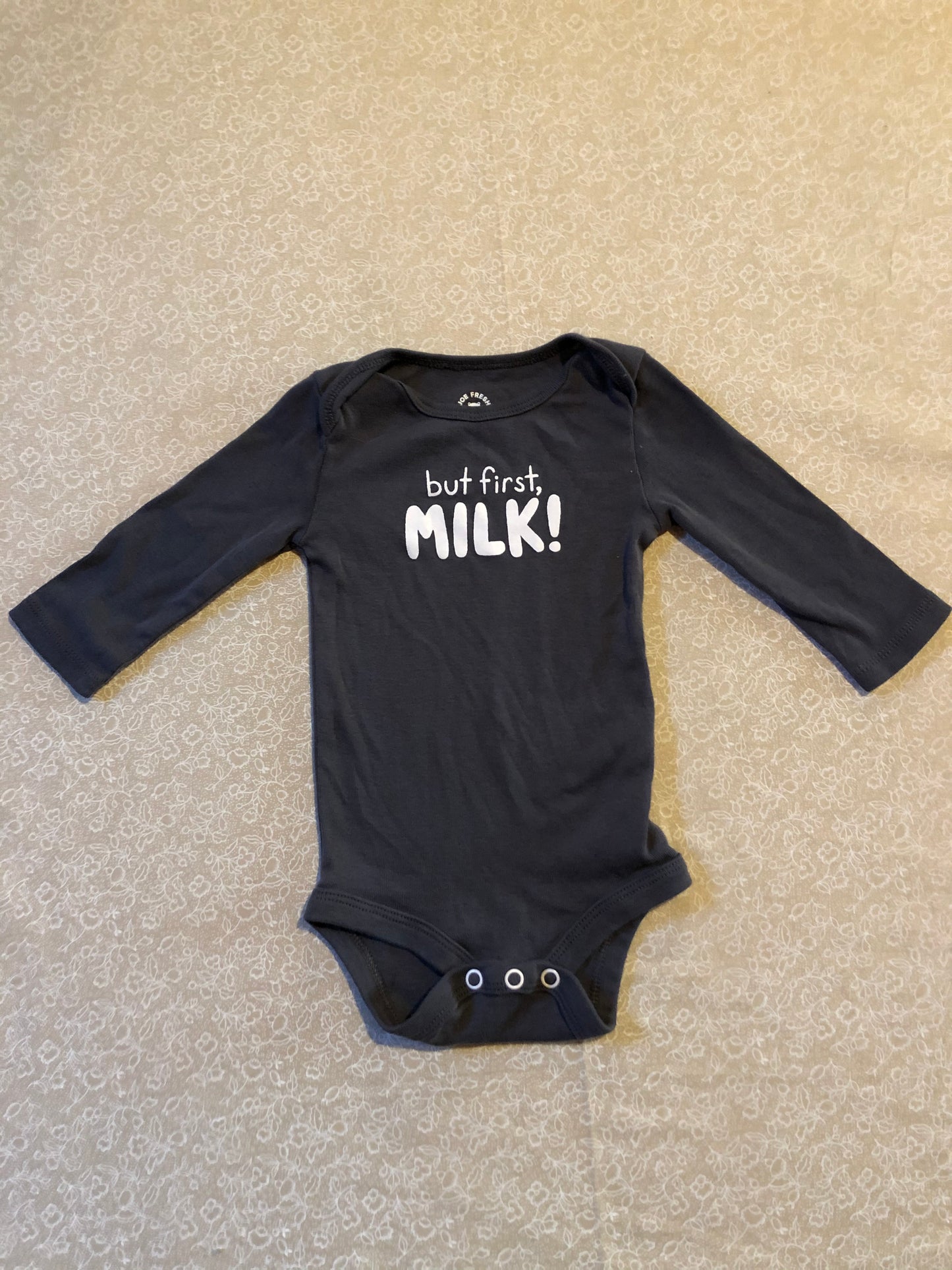 0-3-month-long-sleeve-diaper-shirt-joe-fresh-grey-first-milk