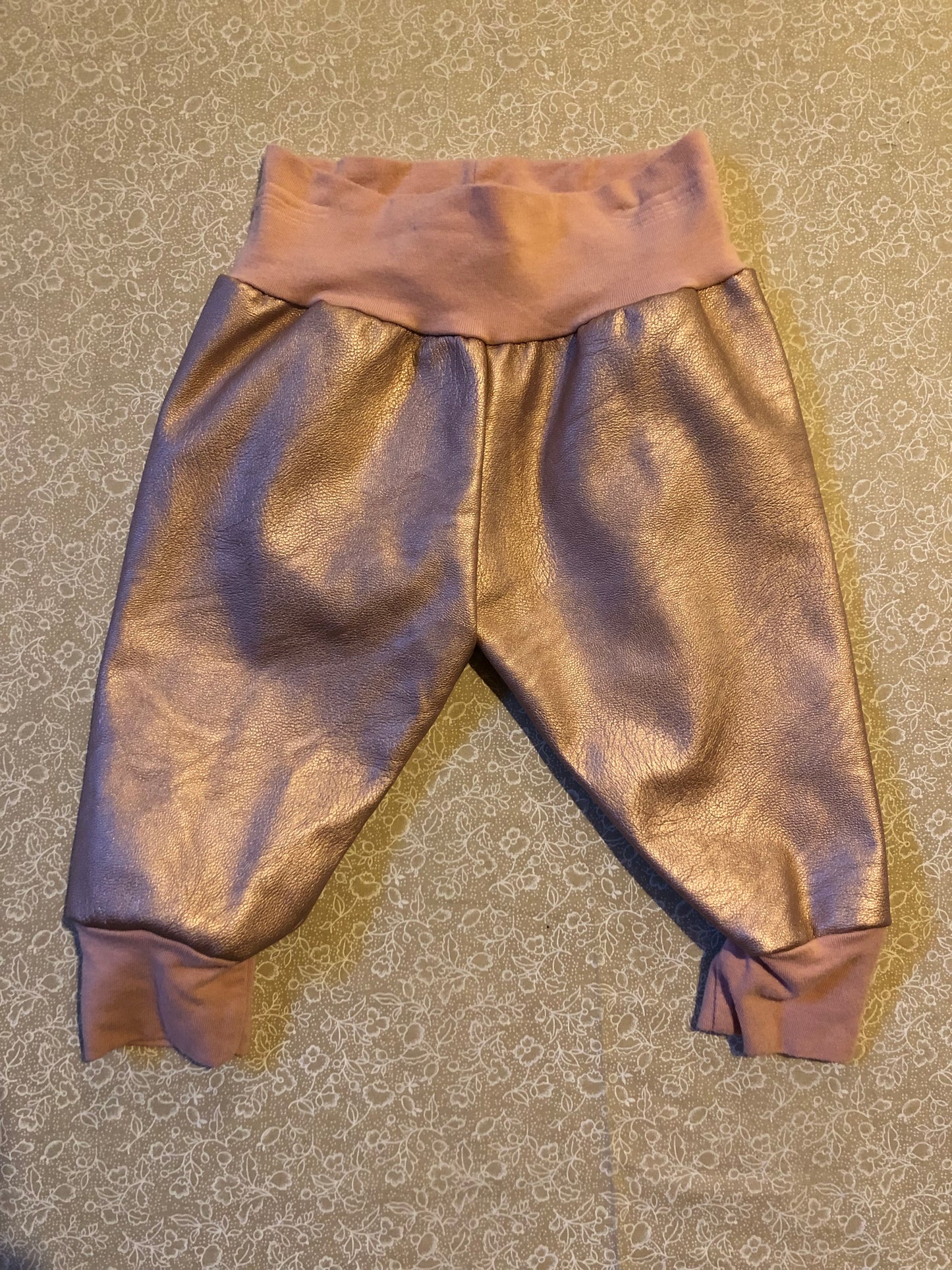 3-6-month-pants-geema-sews-metallic-pink