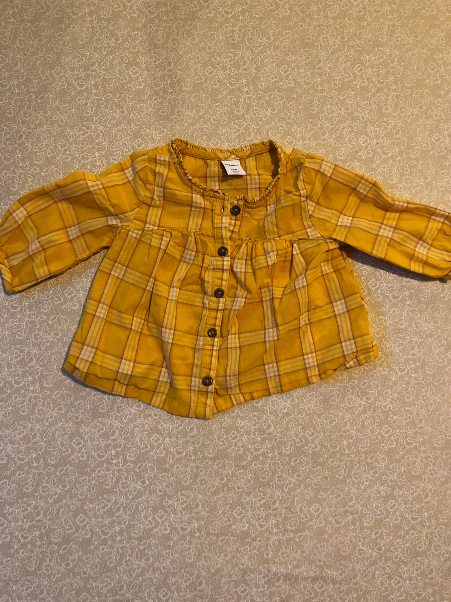 3-6-months-long-sleeve-shirt-old-navy-yellow-plaid